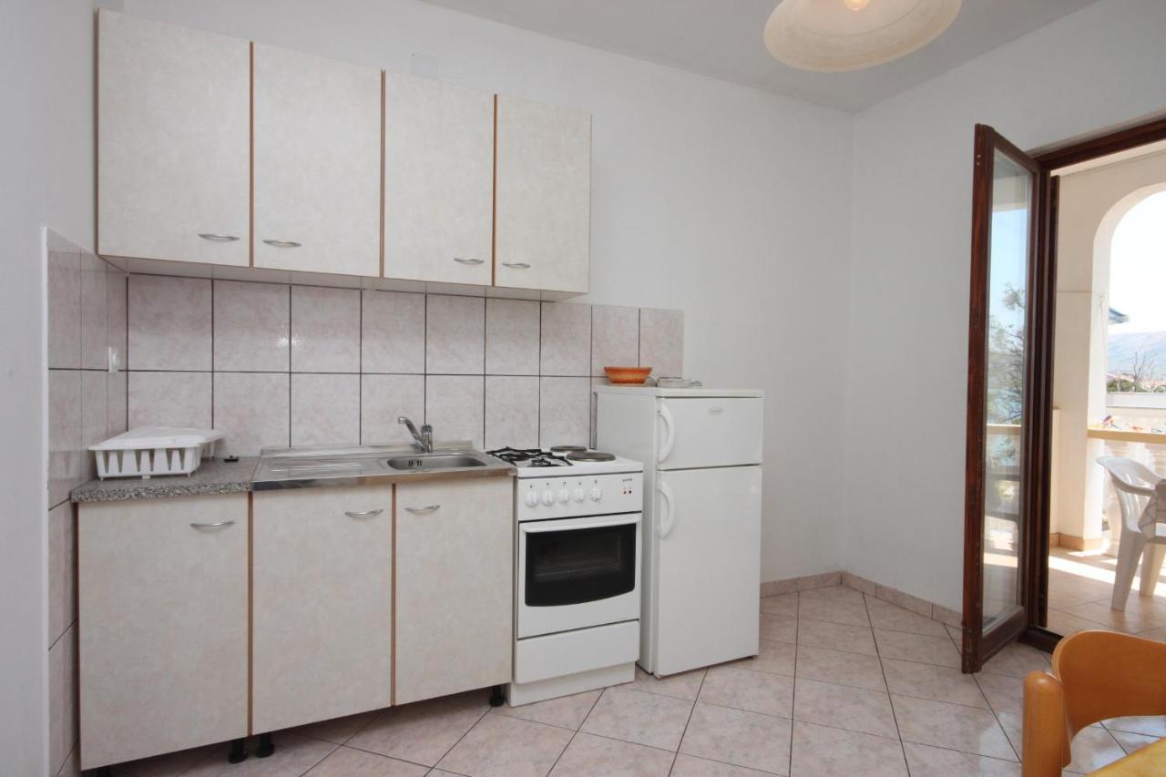 Apartments By The Sea Kustici, Pag - 6355 Экстерьер фото